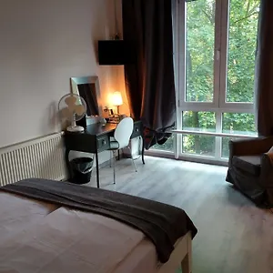 *** Gasthuis Midi Parkhotel Mitte Duitsland